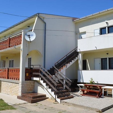Apartments Aneva バスカ エクステリア 写真