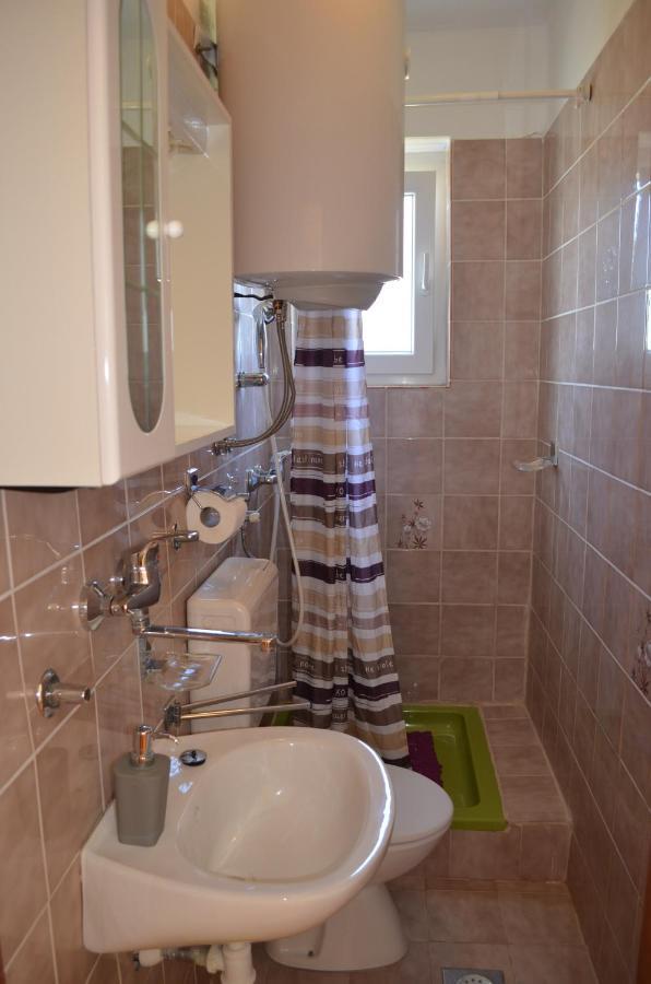 Apartments Aneva バスカ エクステリア 写真